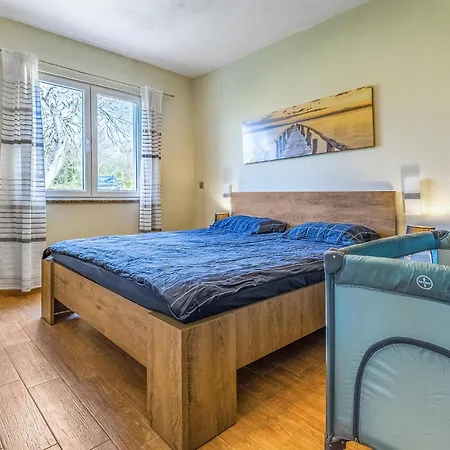 3 Bedroom Pet Friendly In