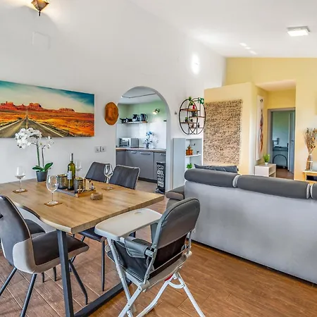 Beautiful In With Wifi Holiday home *