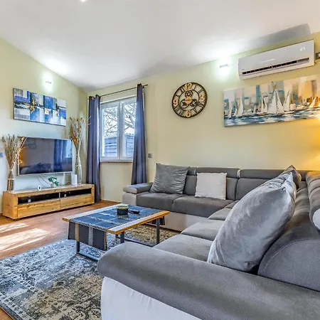 Beautiful In With Wifi Holiday home *