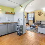 3 Bedroom Pet Friendly In